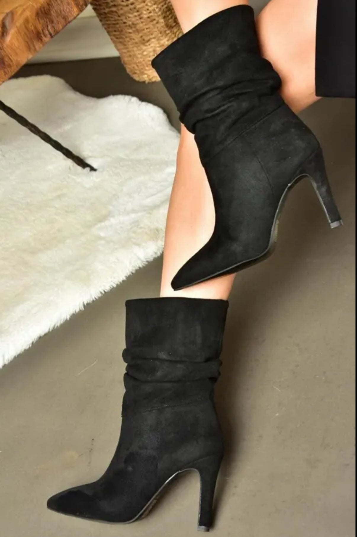 بوت كعب عالي أسود – Black High Heel Boots